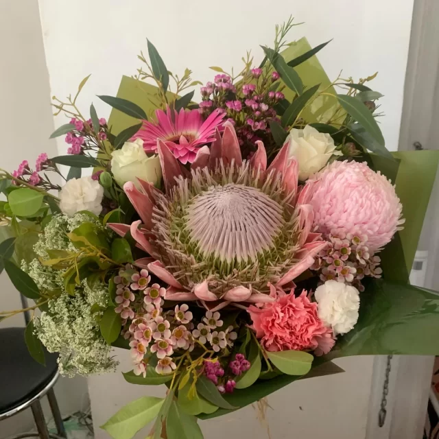 Beautiful King Proteas in abundance this time of year 🌸www.moamaflorist.com.au
www.echucaflorist.com.au